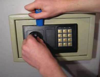 通川24小时上门开锁公司